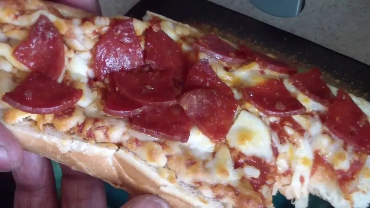 StepbyStep: Air Frying Red Baron French Bread Pepperoni Pizza